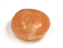Селенит оранжевый, галтовка, Марокко (31*28*19 мм, 20,7 г) №24756