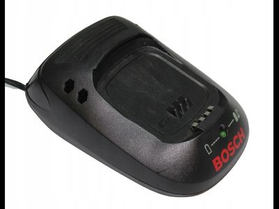 Зарядное устройство bosch 2607225273 + Аккумулятор б/у