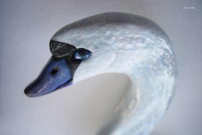 "Принцесса-Лебедь", волшебная брошь с натуральным лунным камнем (по мотивам "Лебединого озера")