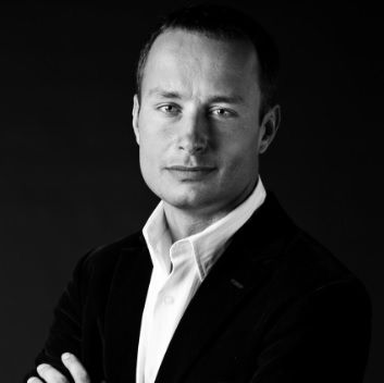 Основатель ELDO Этьен де Свардт