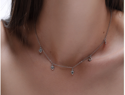 Чокер с сердечками