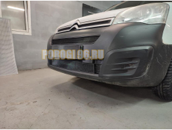 Защита радиатора Citroen Berlingo 2015- black верх