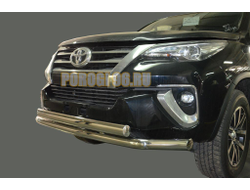 Защита переднего бампера двойная d76/75х42 овал для Toyota Fortuner 2017-