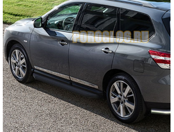 Пороги на Nissan Pathfinder черные