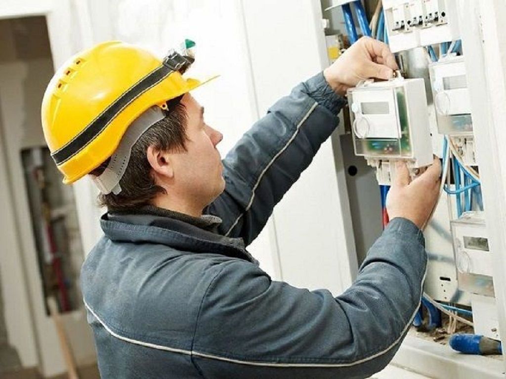 УСЛУГИ ЭЛЕКТРИКА