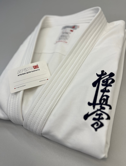 APIKA Доги (кимоно) для карате отбеленное