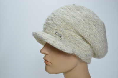 Белая меланжевая кепка зимняя Италия Вицио