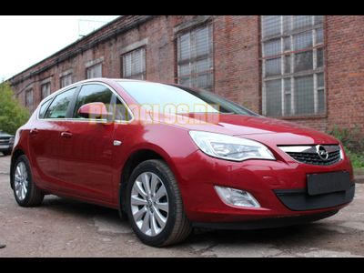 Защита радиатора Opel Astra J 2010-2012 black