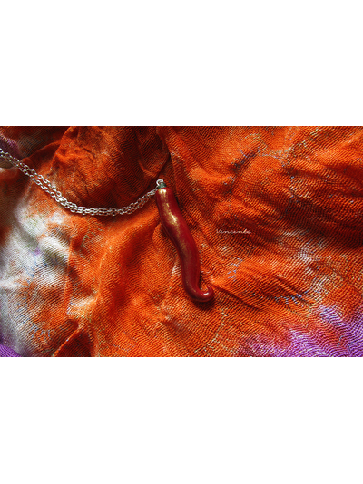 Яркий кулон с перцем чили - "Пикантный"