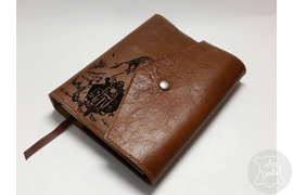 кожаный органайзер с гравировкой на обложке, именной ежедневник, ежедневник на заказ