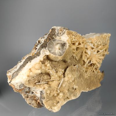 Геликтиты (кальцит). Белая Калитва. Россия. 215*120*50мм