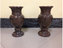 Ваза из Дымовского гранита 30-15 см