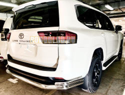 Защита заднего бампера угловая большая двойная d76/42 Toyota Land Cruiser 300 (Юбилейная) 2021-