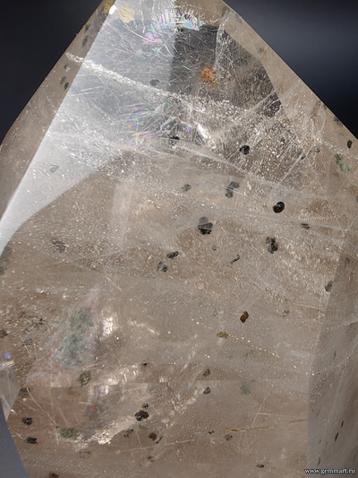 Горный хрусталь с включениями хлорита, гематита и рутила. Мадагаскар. 205*120*100мм. (ААА)