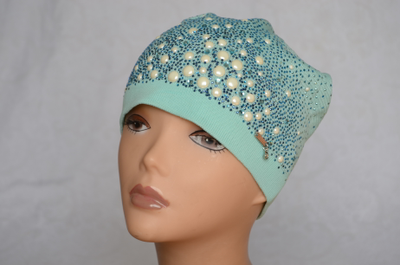 Итальянская шапка с украшениями Сваровски летняя фото