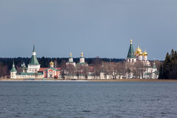 Валдайский Иверский монастырь