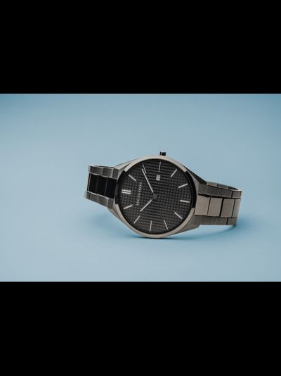 Наручные часы Bering 17240-777