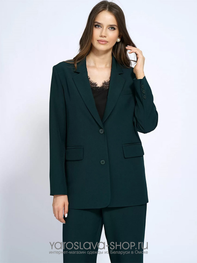 Комплект женский состоящий из жакета и брюк в темно-зеленом оттенке