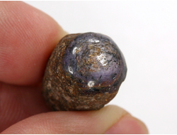 Корунд с иризацией, кристалл, полировка с одной стороны, Индия (21*14*13 мм, 9 г) №29900