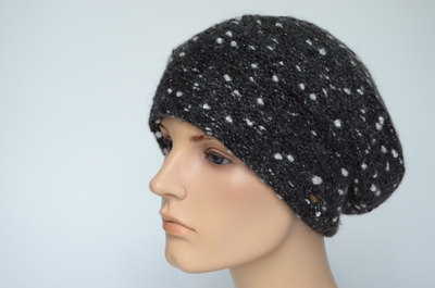 Вязаный берет из шерсти мериноса Vizio Италия 1024 B антрацитовый