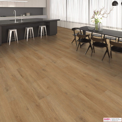 Декор ламината Haro Tritty 200 Aqua Дуб Венето Натур 540246 в интерьере гостиной