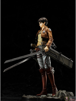 Фигурка 1/7 Эрен Джагер (Eren Jaeger)