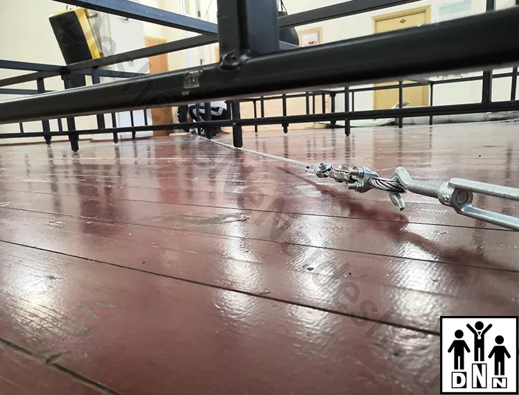 Монтаж ринга на помосте