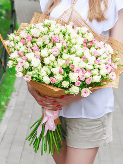 Букет из  кустовой розы "Так сильно я тебя люблю"