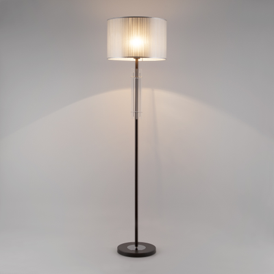 Напольный светильник