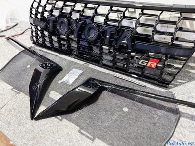 Решетка Toyota Prado 150 18+ GR с подсветкой