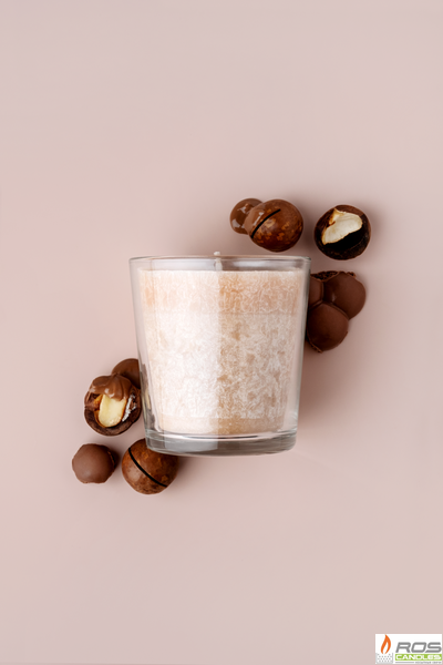 Ароматическая свеча с ароматом "Орех в шоколаде"