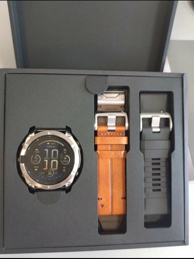 Часы Garmin Fenix 8 -51mm AMOLED Sapphire Bare Titanium / Black / Chestnut Leather Band