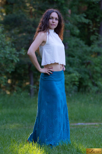 Юбка из шелкового шитья