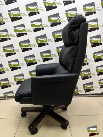 Кресло VIP ТГЛ, кожа (черная)