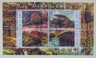 Блок марок. Динозавры. 2010 год. Малави