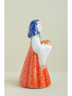 Девочка с караваем