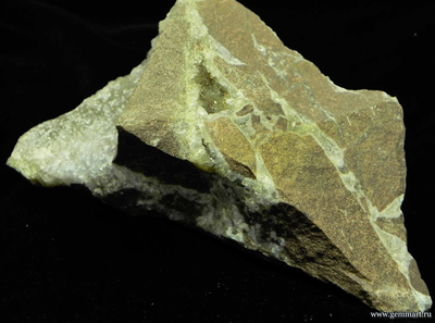 Кварц в буром песчанике. Россия. 120*90*65мм