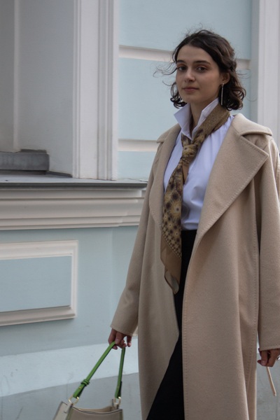 Платок "Затерянные миры" из коллекции "Волшебные мечты"