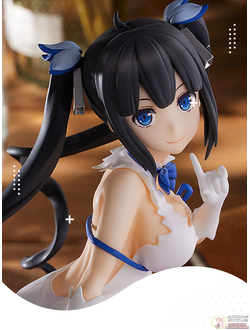 В подземелье я пойду, там красавицу найду (Can't I Expect A Chance Encounter In The Dungeon?)