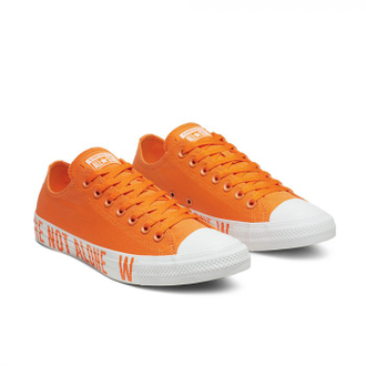 Converse Chuck Taylor All Star We Are Not Alone Low Top orange