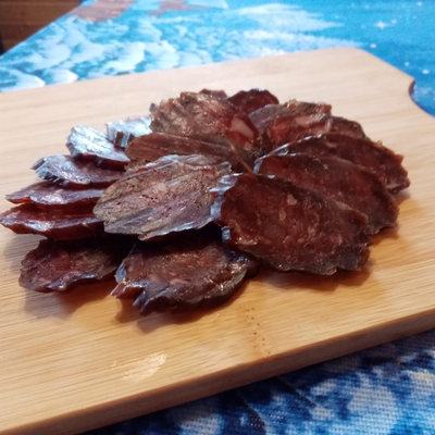 Колбаса можжевеловая говяжья сыровяленая натуральная | ферма СытникЪ