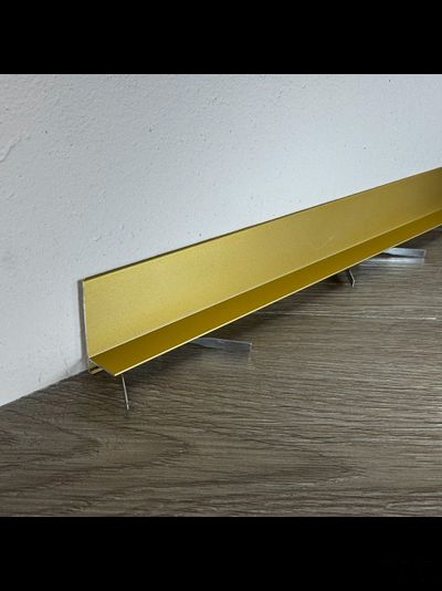 Щелевой плинтус Pro Design Mini L 601 Анодированный золото