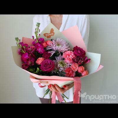 Букет цветов на 8 марта № 701