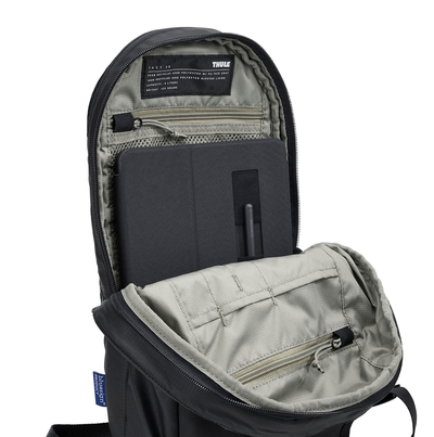 Рюкзак Thule Tact Sling 8L Black