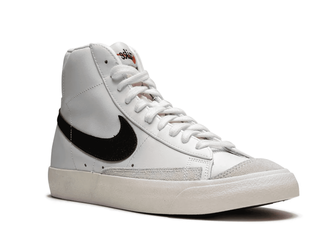 Nike Blazer Mid 77 Jumbo Black White сбоку