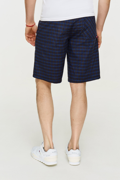 Мужские спортивные шорты   916, черно-синяя средняя клетка