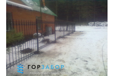 Забор с элементами ковки с монтажом