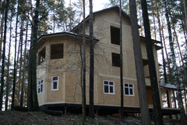 Трехэтажный дом из SIP-панелей [268м²]. (Ленинградская область)