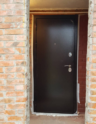 ДИПЛОМАТ 90 мм. СТАЛЬ 2 мм. МИНЕРАЛЬНАЯ ПЛИТА. АНТИК МЕДНЫЙ/ ВЕНГЕ