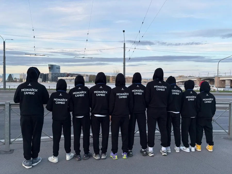 Спортивные костюмы для команды города Можайска к Международному турниру по самбо "Победа" среди городов-героев